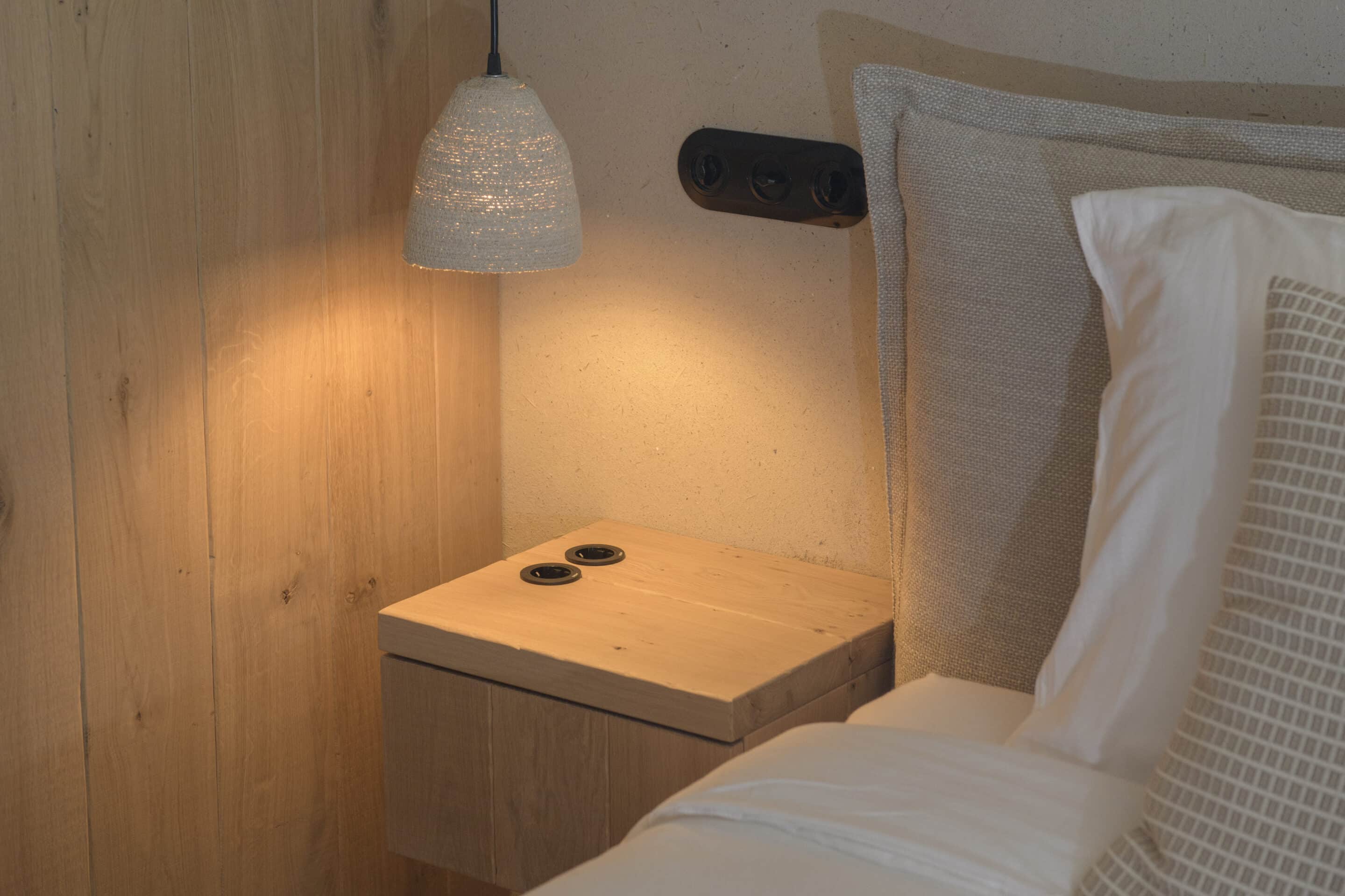 honing bijenkasten imker sarina het nagtegaaltje